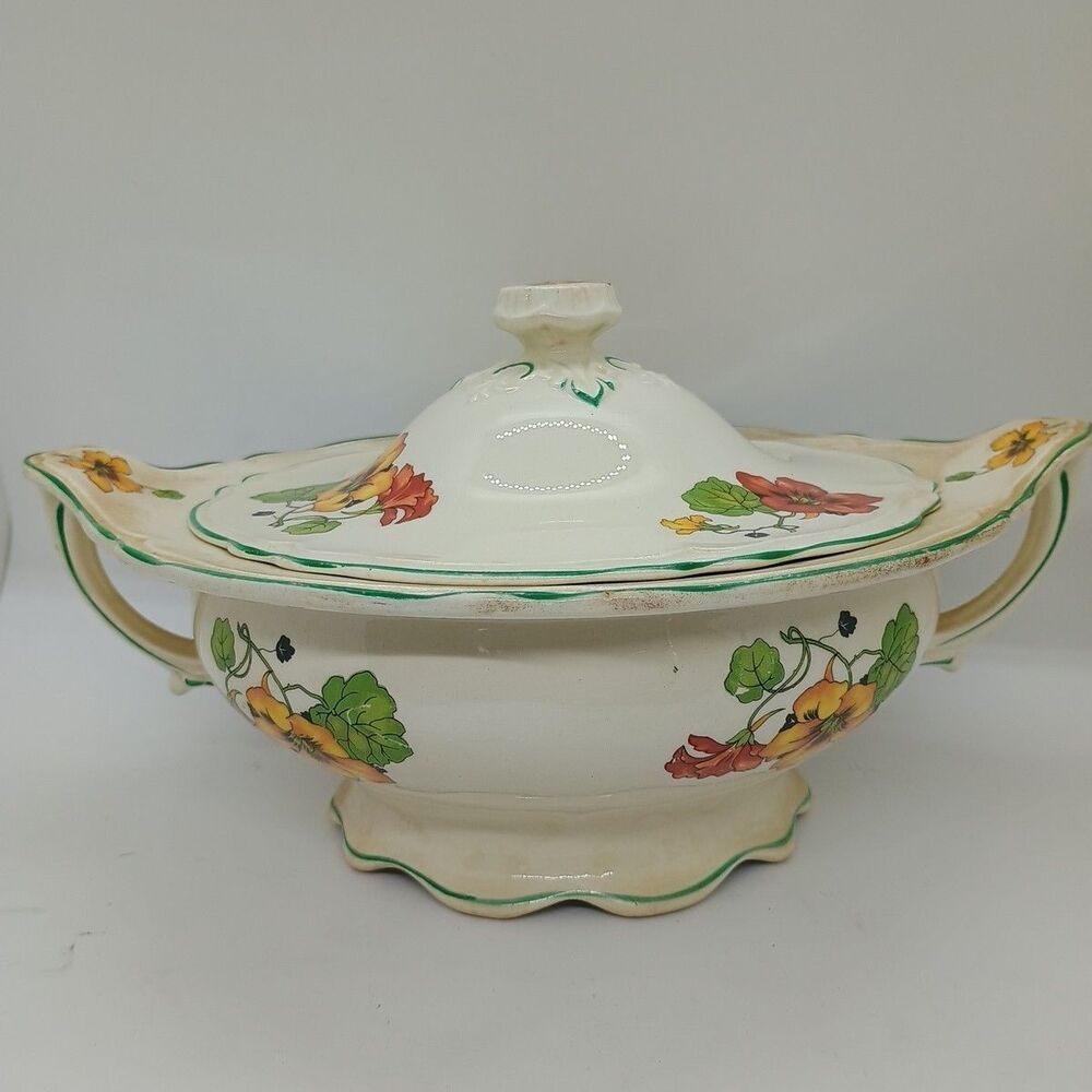 Edwin Knowles Winslow Covered Vegetable Bowl Vintage